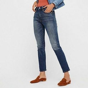 Levi’s 501 Skinny Jeans in Supercharger (Size 24)